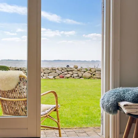 Evelin - 20m From The Sea By Interhome Ferienhaus Bogentved