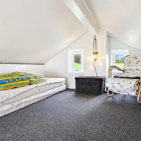 Evelin - 20m From The Sea By Interhome *