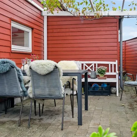 Ferienhaus Evelin - 20m From The Sea By Interhome *